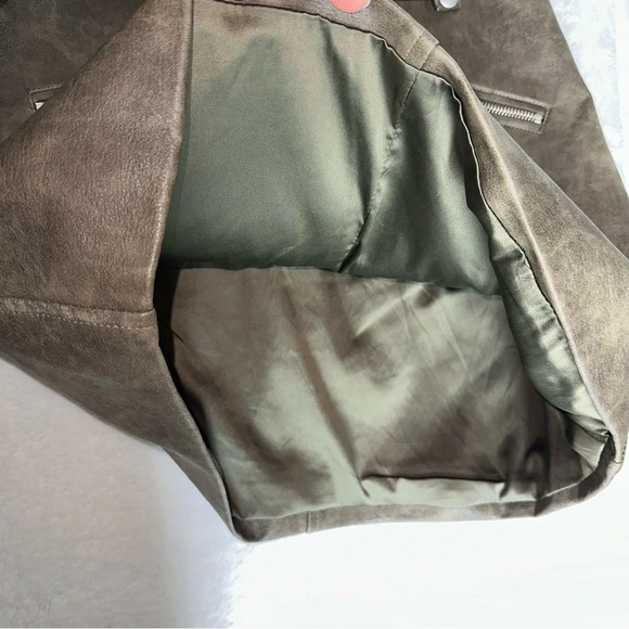 NWT BLANKNYC Zip Pocket Faux Leather Mini Skirt in Wild World Green Brown Y2K 26 - Picture 15 of 15